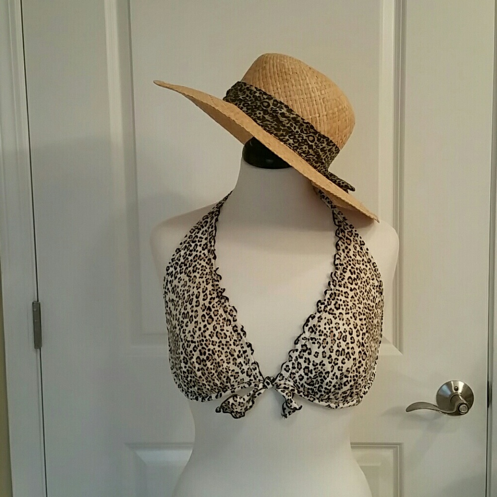 Victoria's Secret NWOT Swim Top
